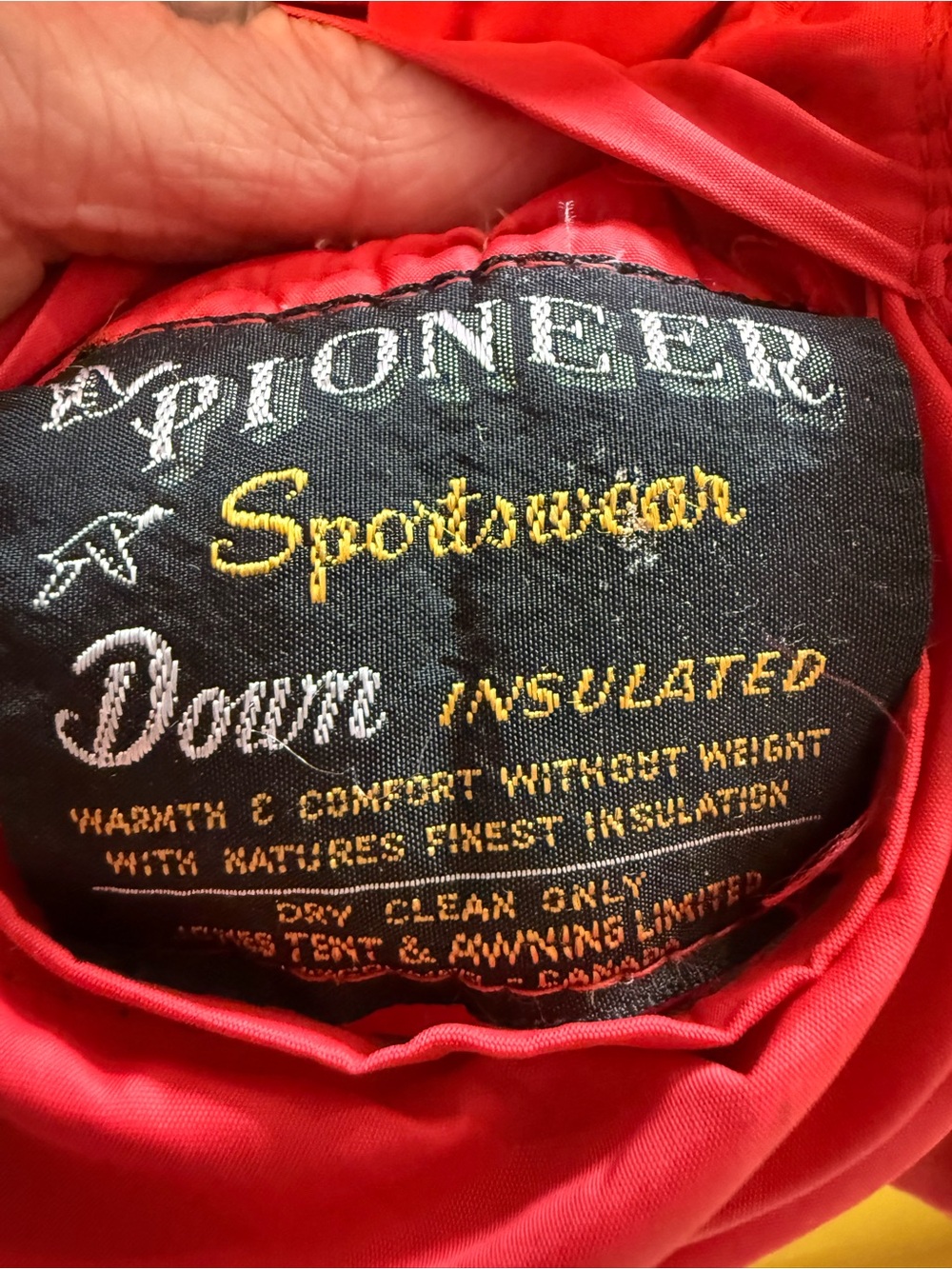 PIONEER SPORTSWEAR Vintage 70s Union Made Reversible Down Filled Puff Vest Small - Picture 10 of 15